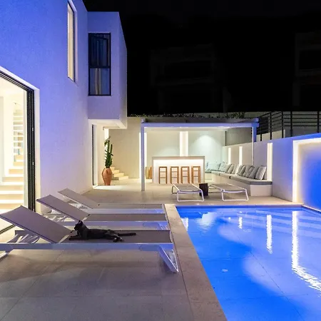 Villa Mediterranean Waterfront Saranda