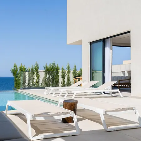 Villa Mediterranean Waterfront *